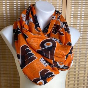 Philadelphia Flyers Logo Sheer Infinity Scarf Polyester